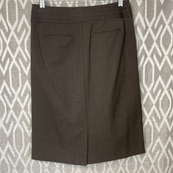 Adrienne Vittadini Pencil Skirt Fully Lined Size 6 Brown - Picture 2 of 5